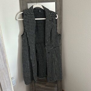 Pretty cute coat with no sleeves